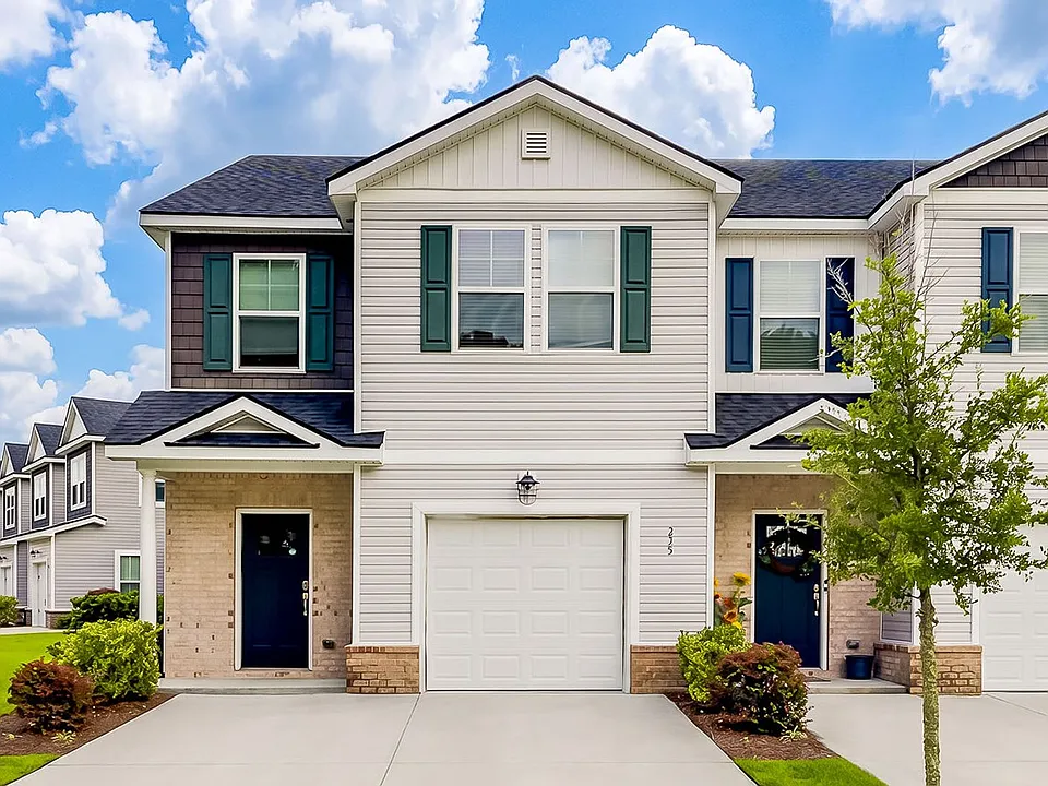 225 Sonoma Dr