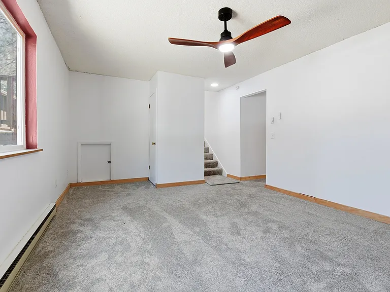 2130 Flat Iron Dr — Photo 10
