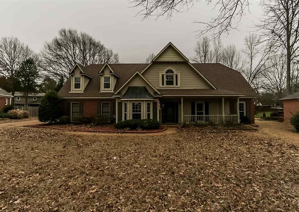 1st image of 651 Wood Valley Dr