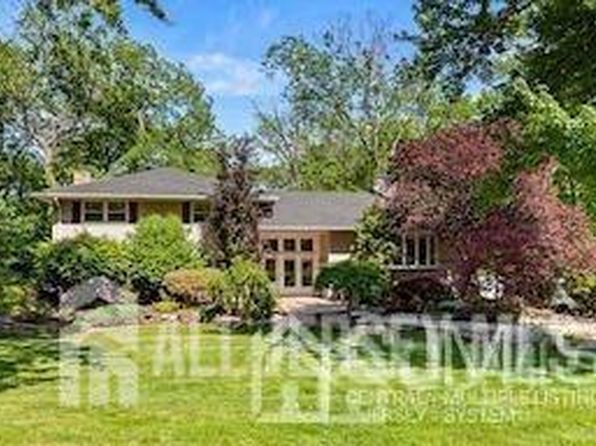 42 Harrow Dr, Colonia, NJ 07067