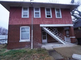 22 N 9th St, Belleville, IL 62220