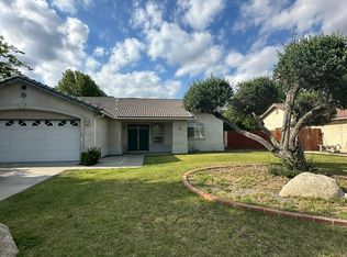 614 Cinnamon Dr, Lemoore, CA 93245