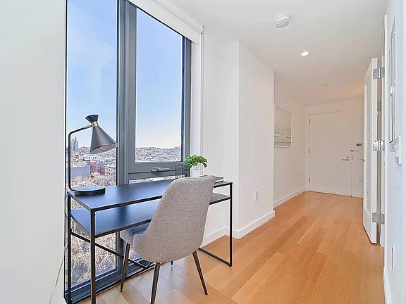 4th image of 223 4th Ave APT 2E