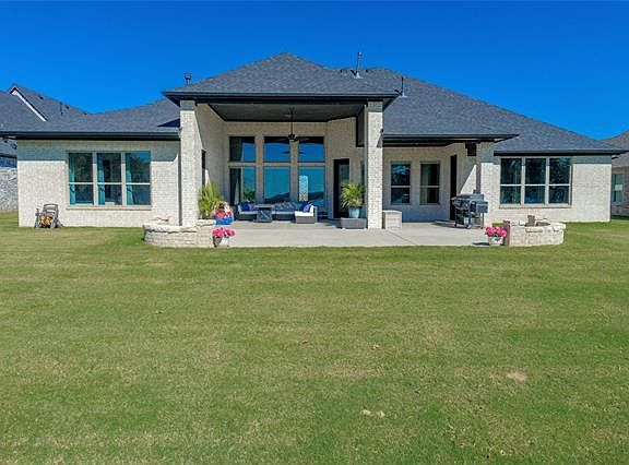 3rd image of 3550 Abes Landing Dr