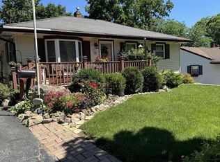 518 Lewis St, Burlington, WI 53105