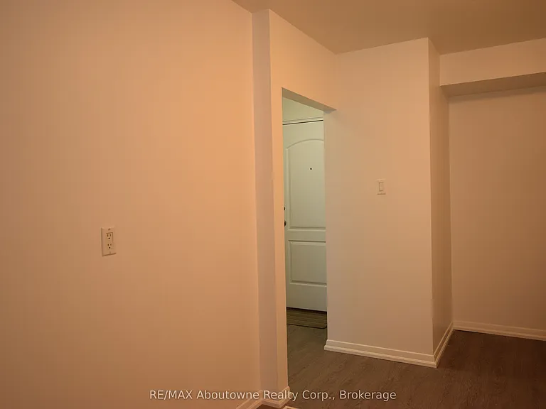 176 Henry St #25 — Photo 11