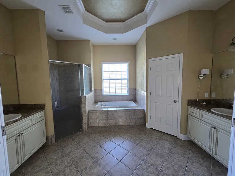 3120 NW 144th Ter — Photo 10