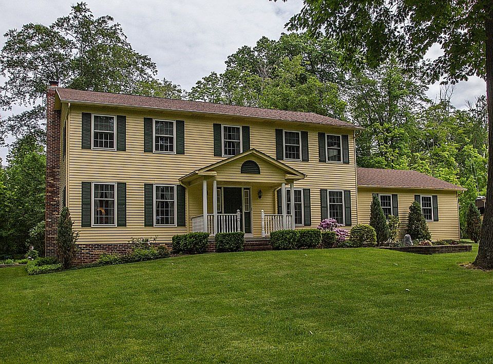 1st image of 3522 Longwood Dr