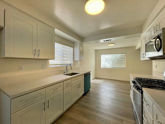 5th image of 1732 W 169th Pl #A