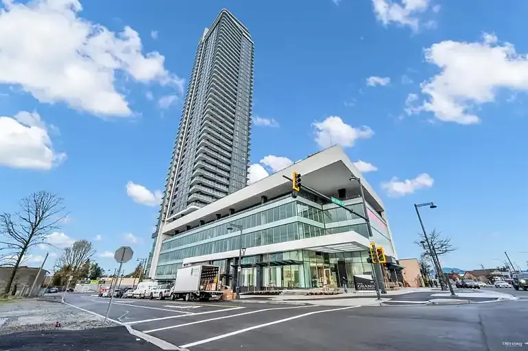 10750 135a St #1306