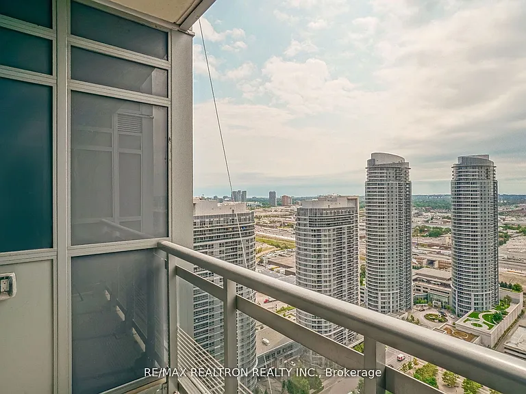 275 Village Green Sq #3315 — Photo 29