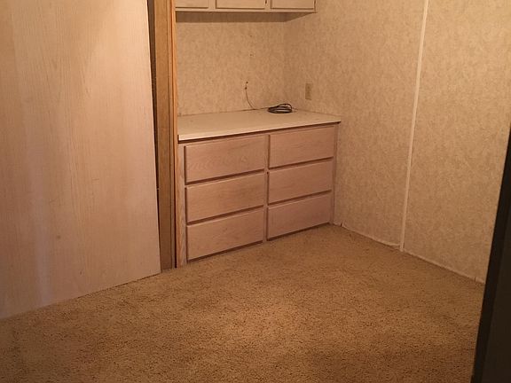 4th image of 3037 Erwin Ln