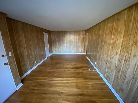 3rd image of 16 Revere Dr APT 2
