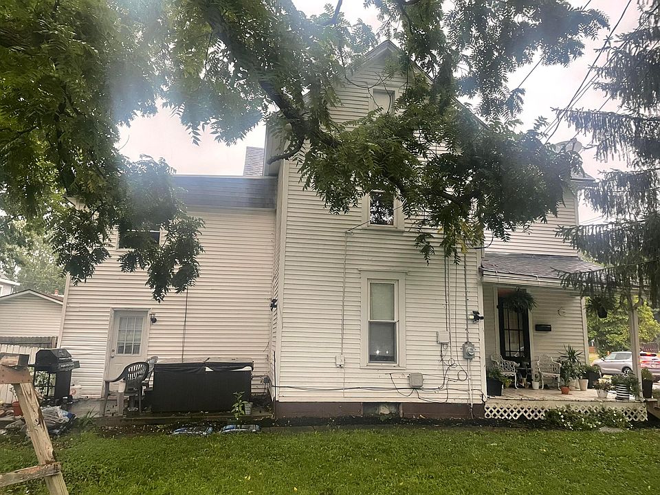 2nd image of 1523 Graham Rd