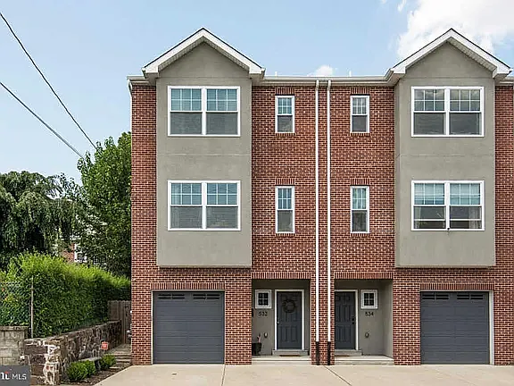 3 bed, 2600 sqft, $3,595 — Photo 4
