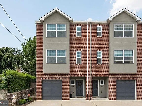 1st image of 532 Green Ln