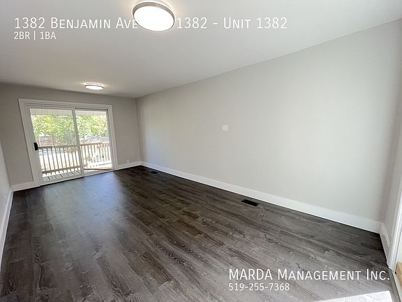 3rd image of 1382 Benjamin Ave #1382