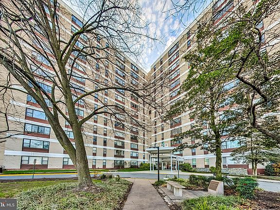 5th image of 4600 Duke St APT 911