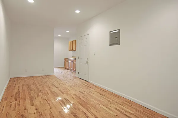 Rented by Coda Real Estate NYC | media 4