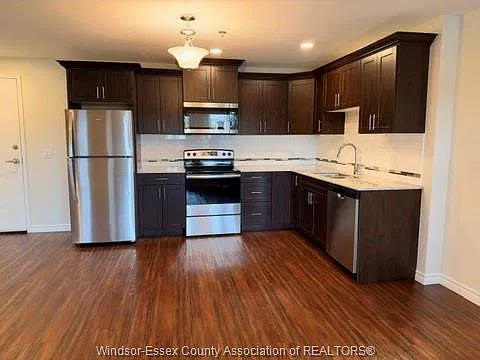 1 bed, $1,935 — Photo 3