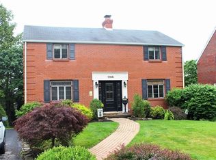 1185 Pinewood Dr, Pittsburgh, PA 15243