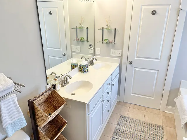 208 Clouter Creek Dr — Photo 14