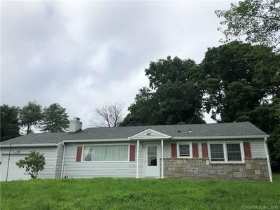 40 Meadowbrook Rd, Danbury, CT, 06811