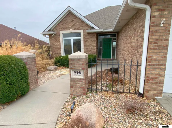 9541 Wildfire Cir, Lincoln, NE 68512