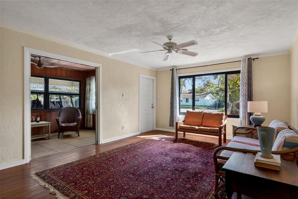 6338 Beechwood Ave, Sarasota, FL - More