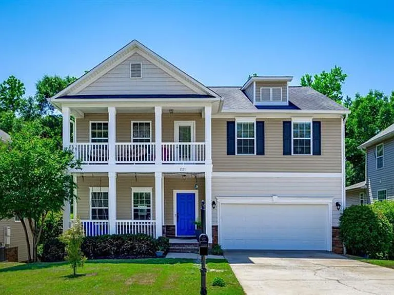 221 Allenbrooke Dr — Photo 1
