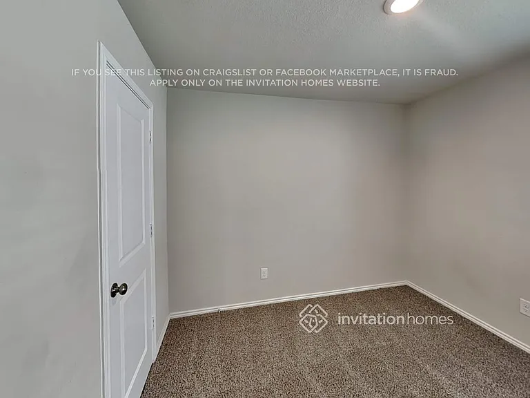 5747 Leon Pl — Photo 11