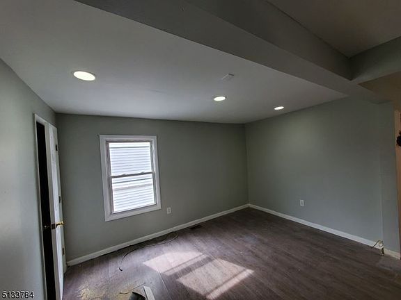 3rd image of 23 Leo Pl Floor 3