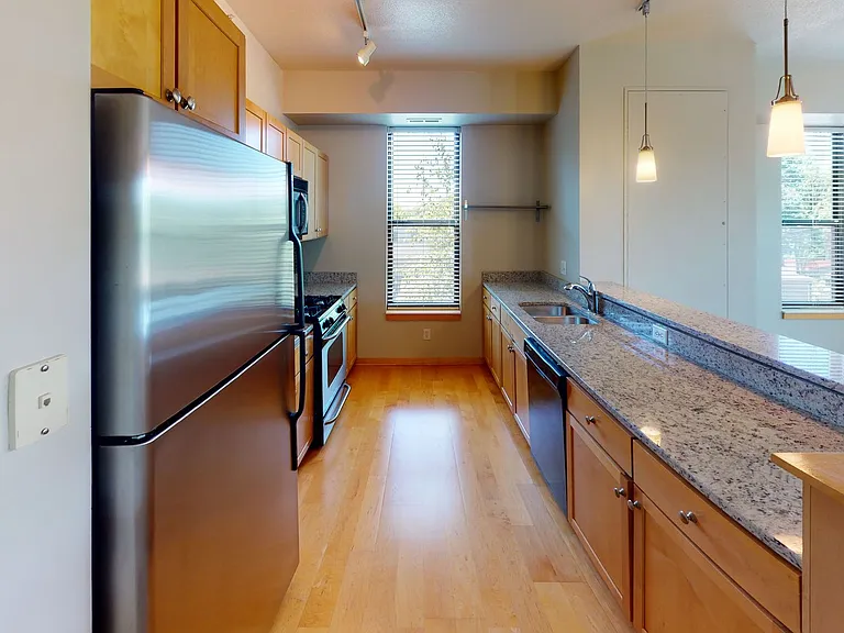 West River Commons — Photo 21