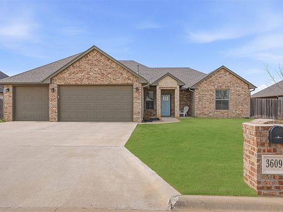 2nd image of 3609 Regal Dr