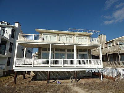 1st image of 3216 Wesley Ave #1