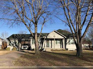 4730 Craven Dr, West Paducah, KY 42086