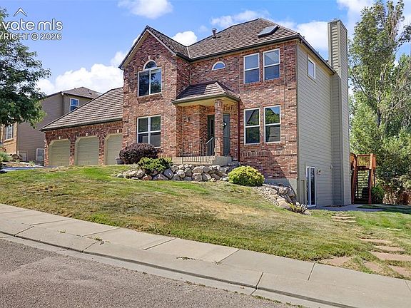 2nd image of 750 Herbglen Ct