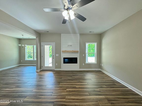 2nd image of 3118 Marion Heights Drive