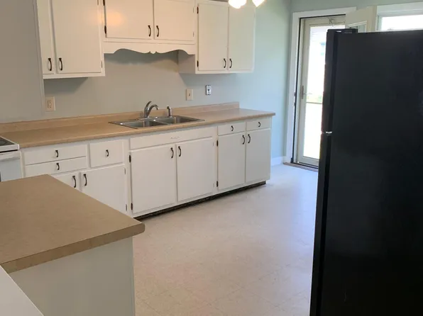 93 Pleasant St, North Attleboro, MA 02760