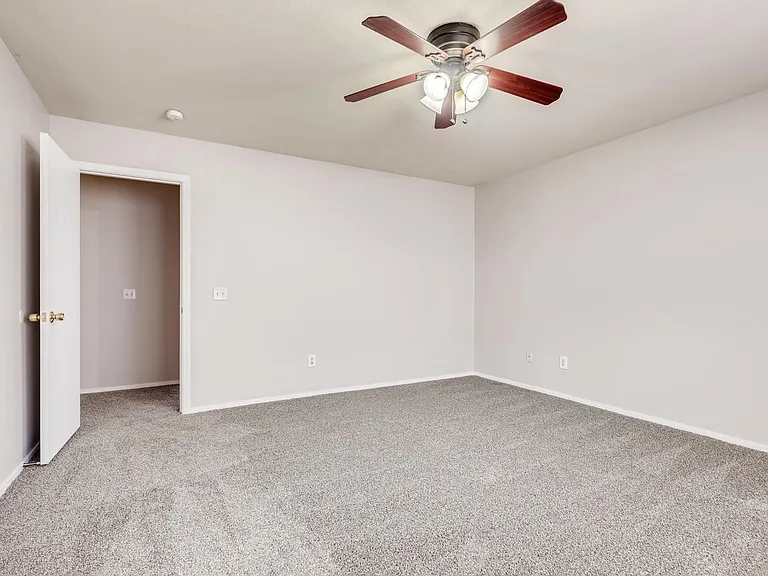 5424 Pepperpike Ave — Photo 13