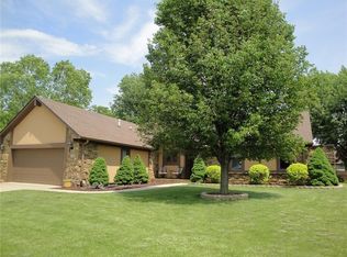 1005 Fiesta Dr, Greenwood, IN