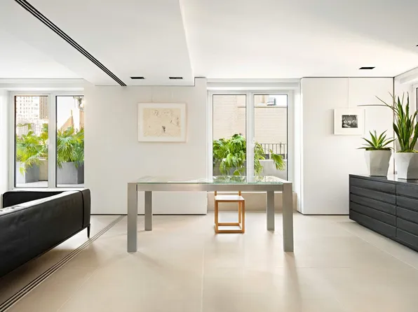 785 Park Avenue image 4 of 17