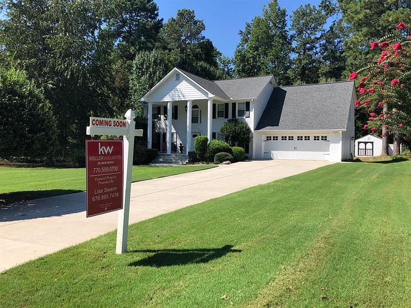 2nd image of 5108 Overlook Dr NE