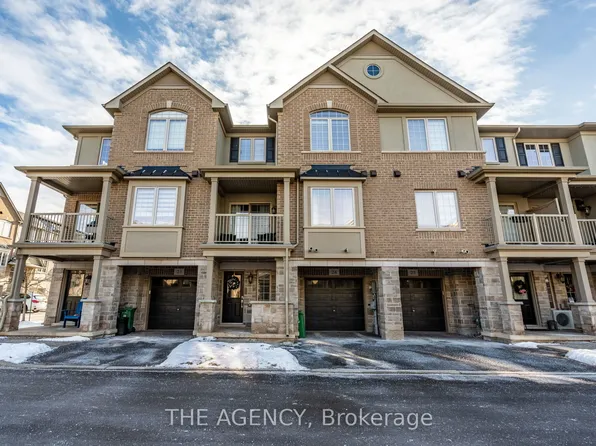 215 Dundas St E #24, Hamilton, ON L8B 0X1