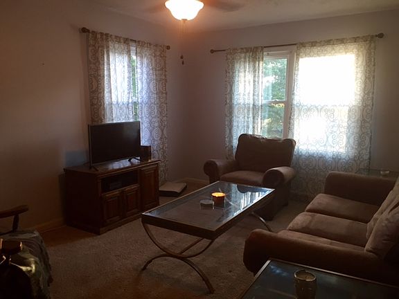5th image of 407 Agewood Dr