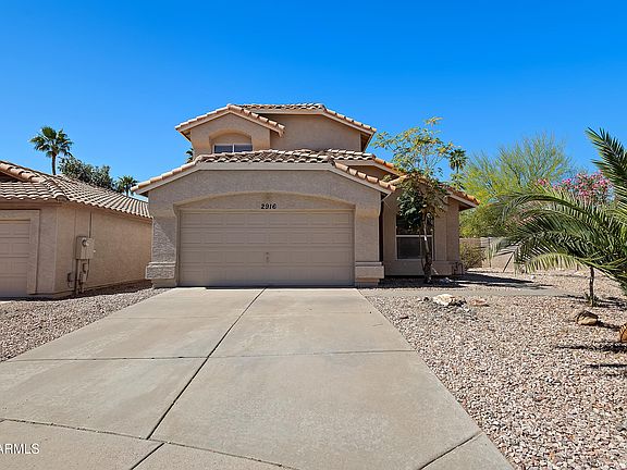 3rd image of 2916 E AMBER RIDGE Way