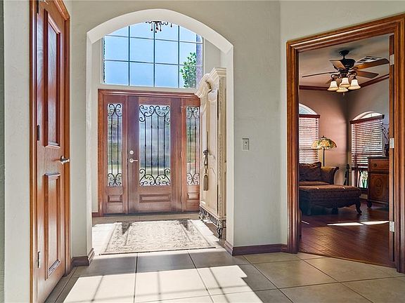 3rd image of 3428 Austrian Pine Ln