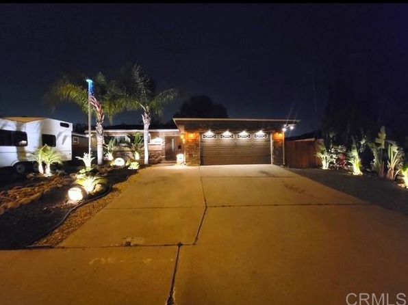 8409 Carlton Oaks Dr, Santee, CA 92071