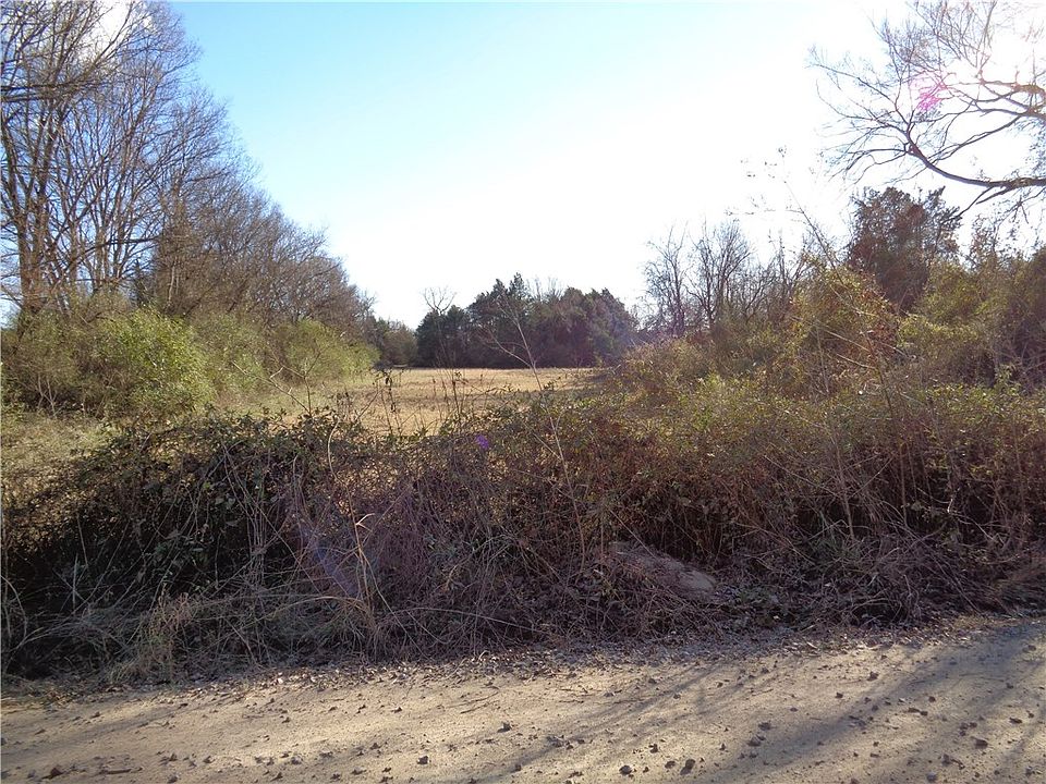 2nd image of 3331 Highway 186