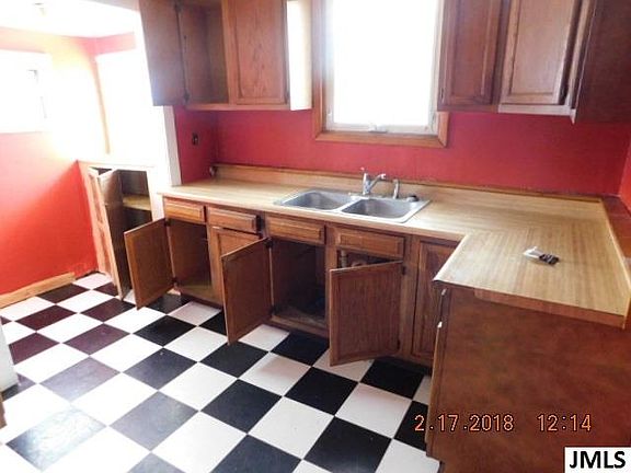 4th image of 138 W Euclid Ave